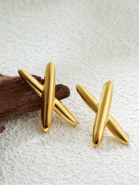 Blizz by Y Jewelry - Gold Crossed Bar Stud Earrings
Stainless Steel